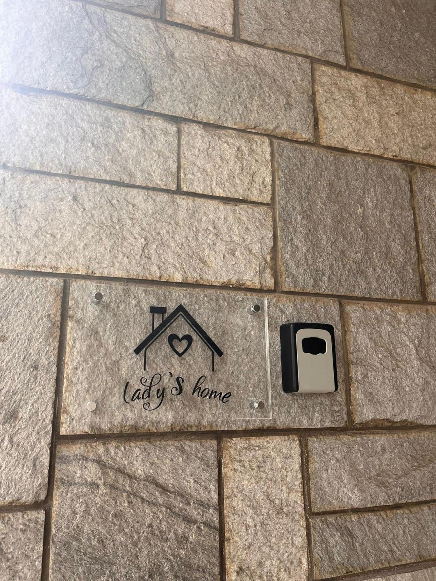 Lady'S Home Piedimulera المظهر الخارجي الصورة